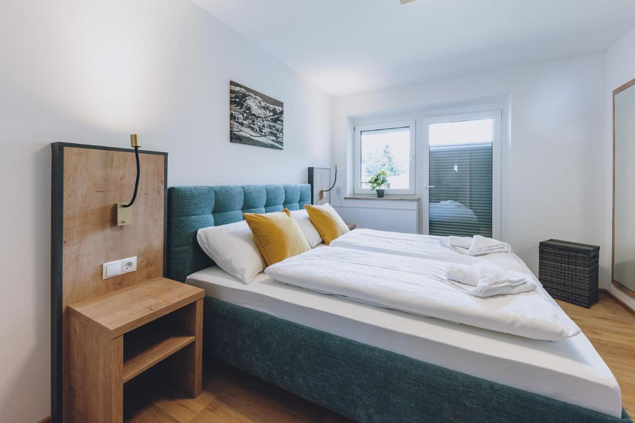 Apartment By We Rent Zell am See